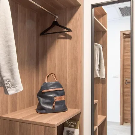 Pod Vrbo 3* Любляна