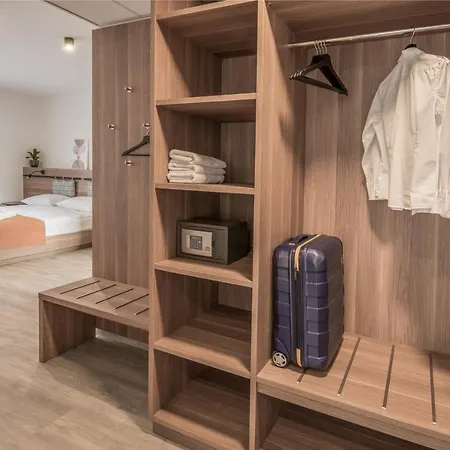 فندق مبيت وإفطار Pod Vrbo